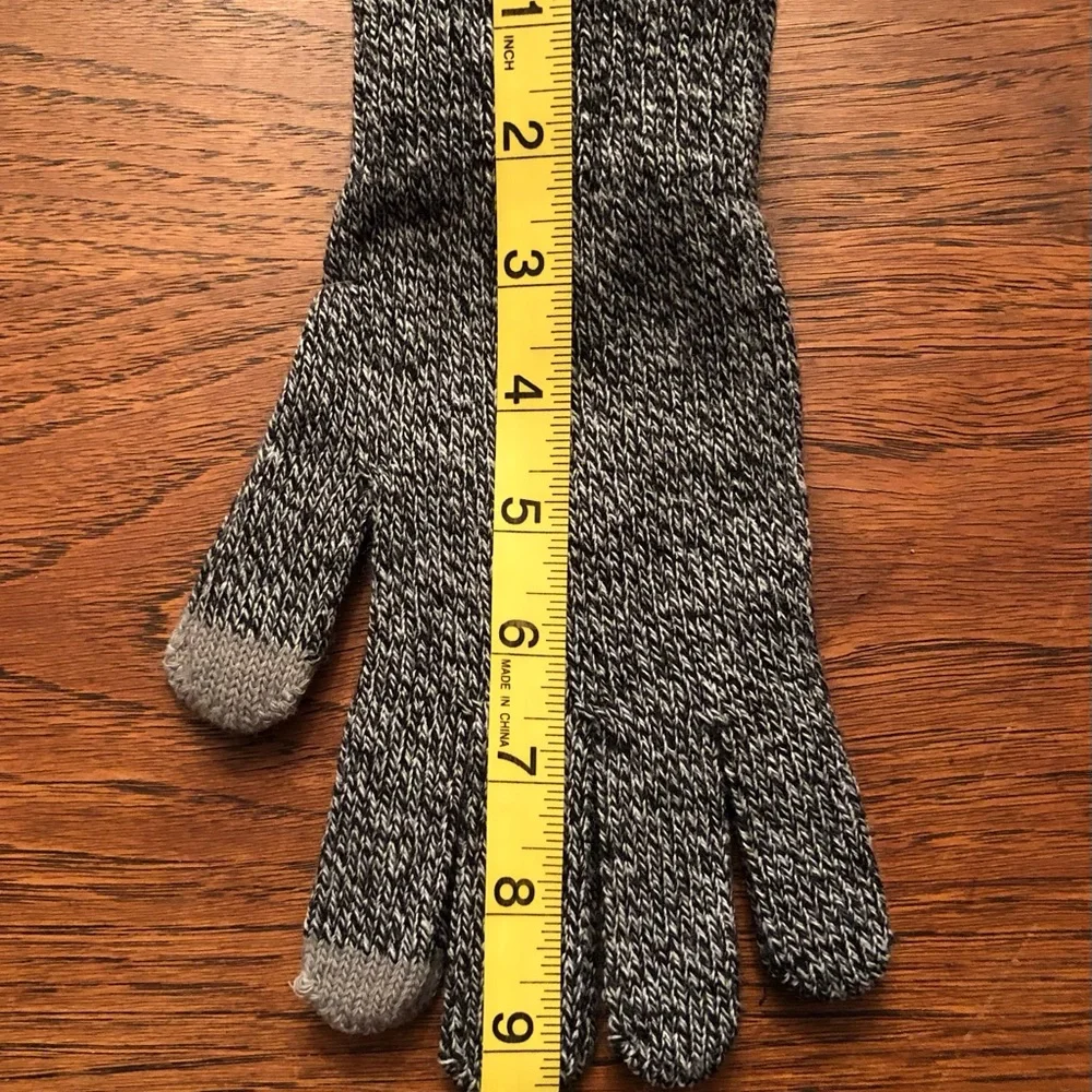 Los Angeles Dodgers Gray Knit Tech-Friendly Gloves
